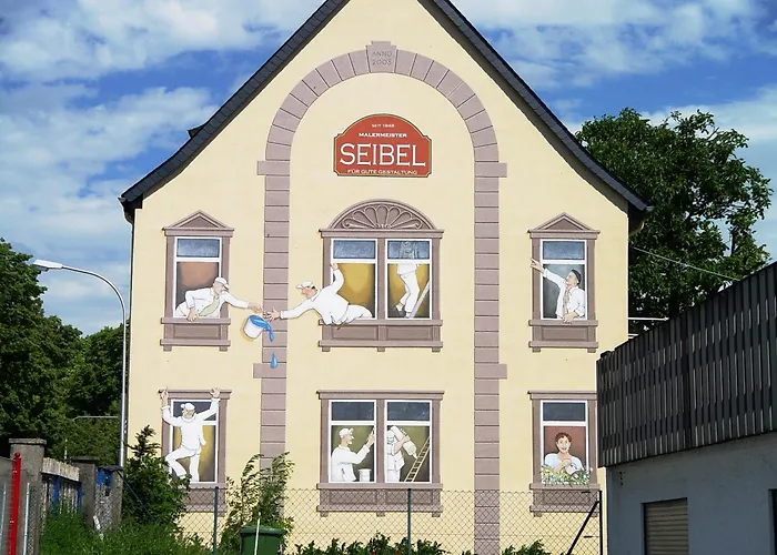 2 Wohnung, Kueche, Bad, Balkon, Netflix Apartment *